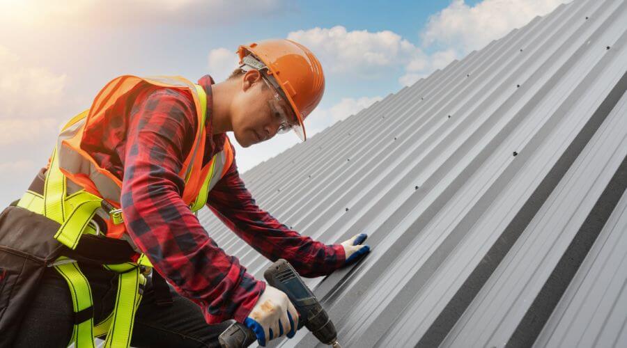 Professional Emergency Roof Repairs services in Beulah, WY